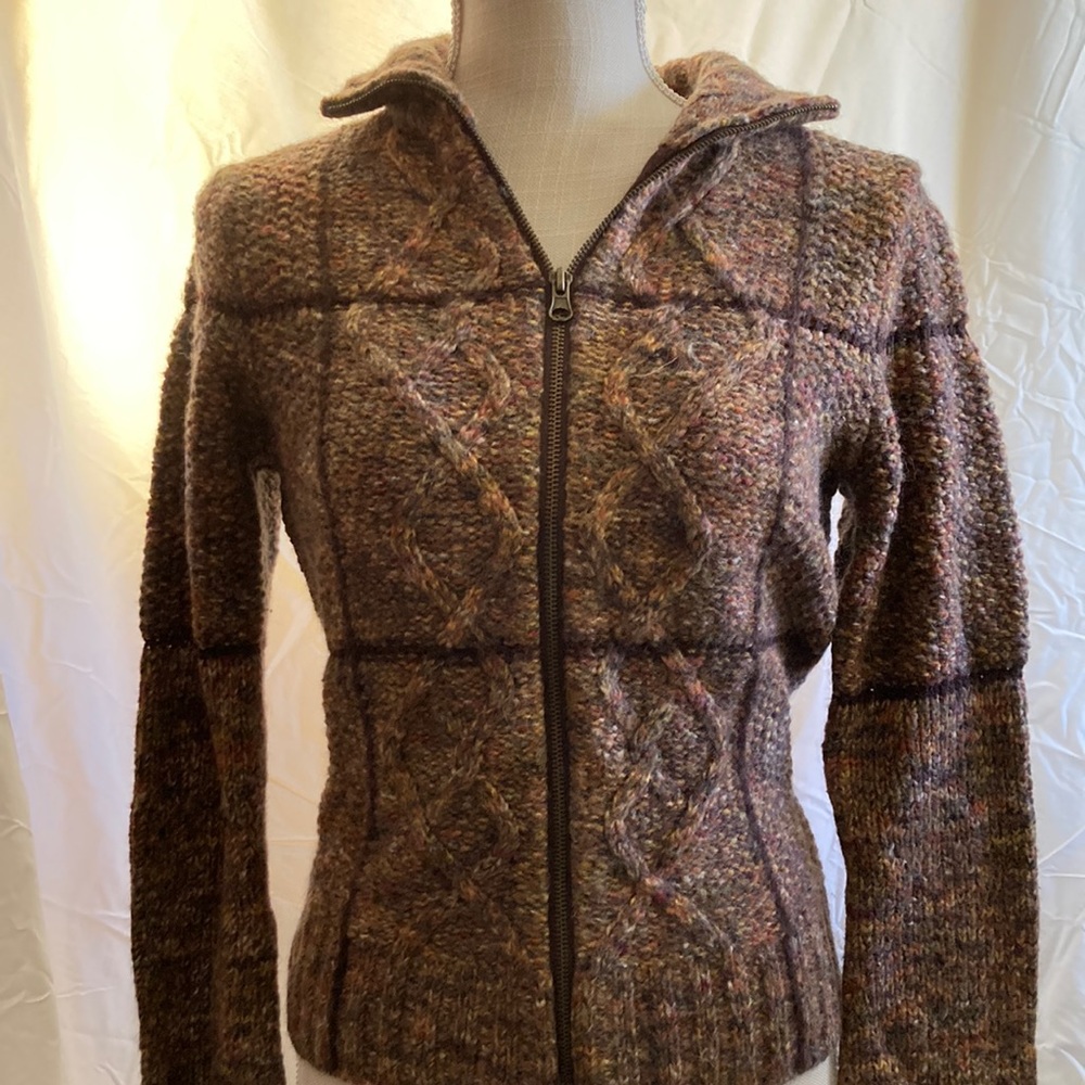 CITY DKNY BROWN SWEATER SUPER COMFY